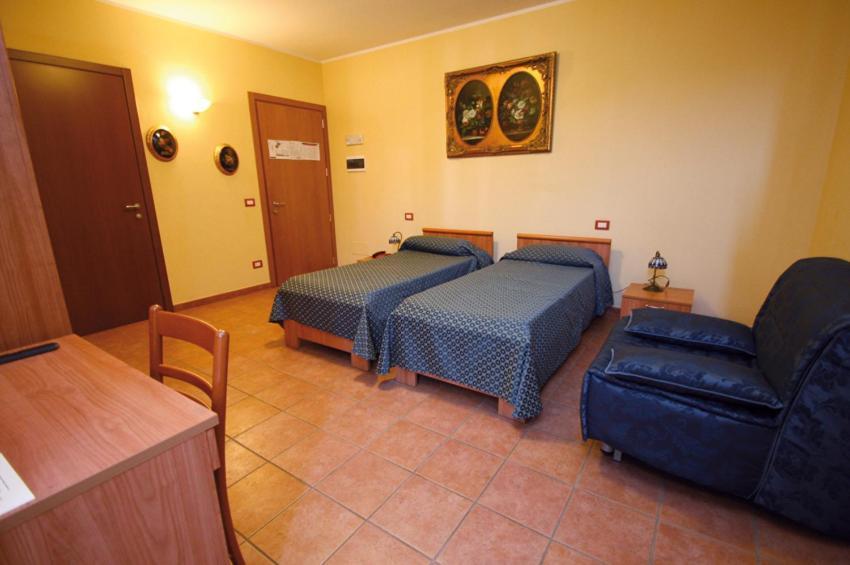 Hotel Corte Antica 2*